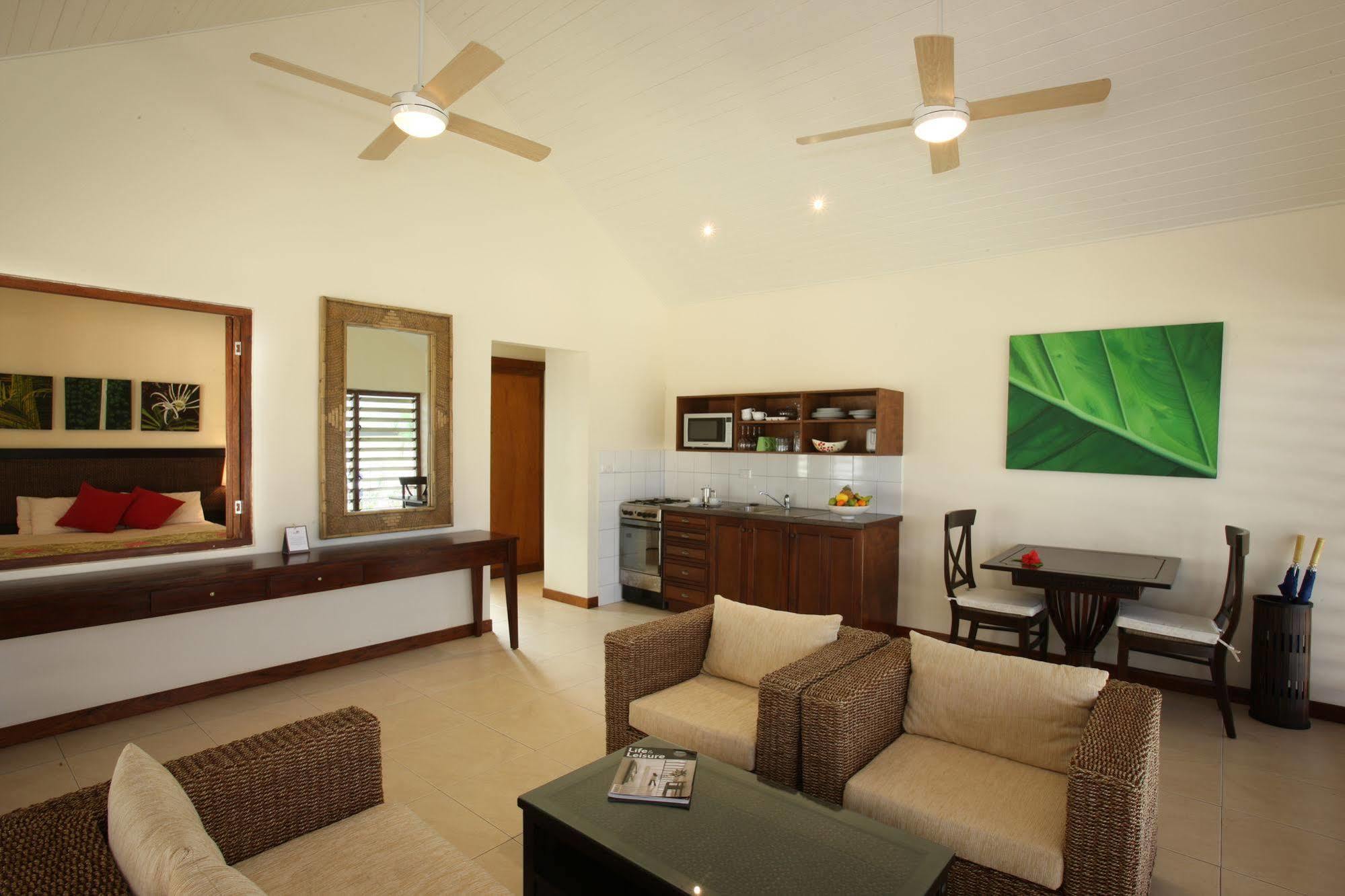 Mangoes Resort (Adults Only) Port Vila Zewnętrze zdjęcie